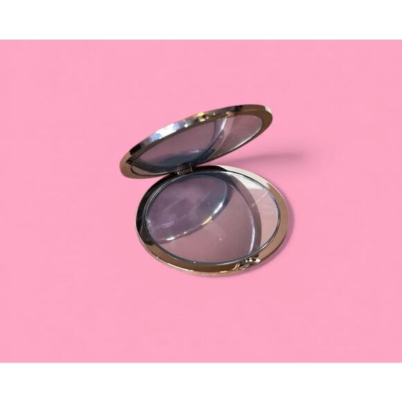 PRG102: Prada Beauty Mirror GWP - Picture 4 of 5